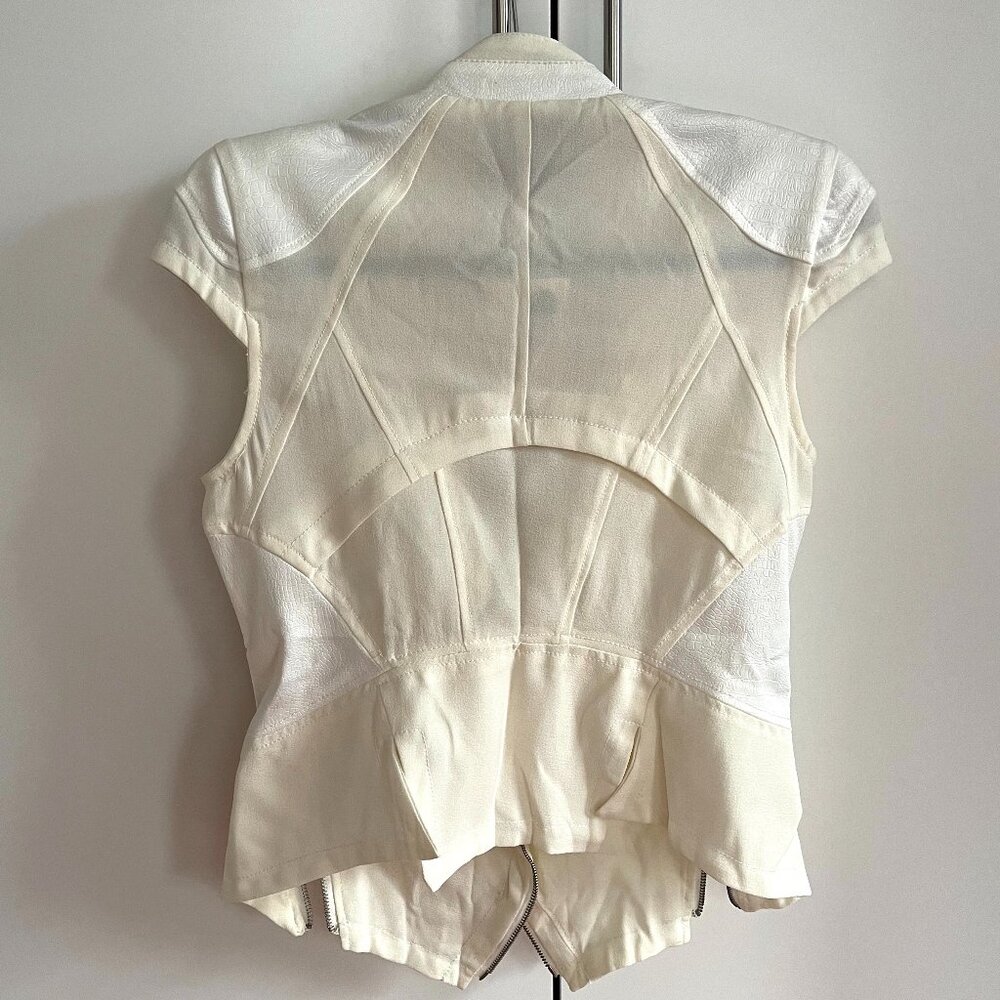 NEW C.Luce Bone White Zipper Vest in Women's Large - Picture 2 of 8